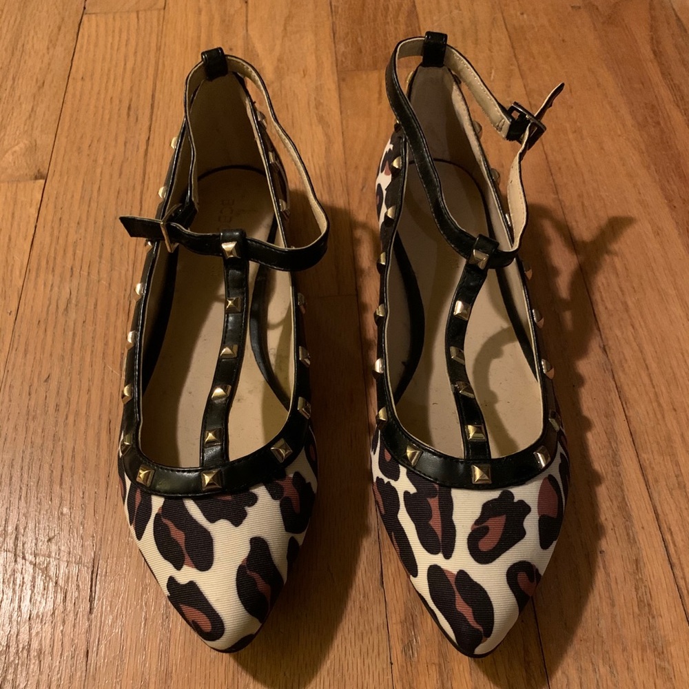 NWOT BCBGeneration White Leopard Studded Flats